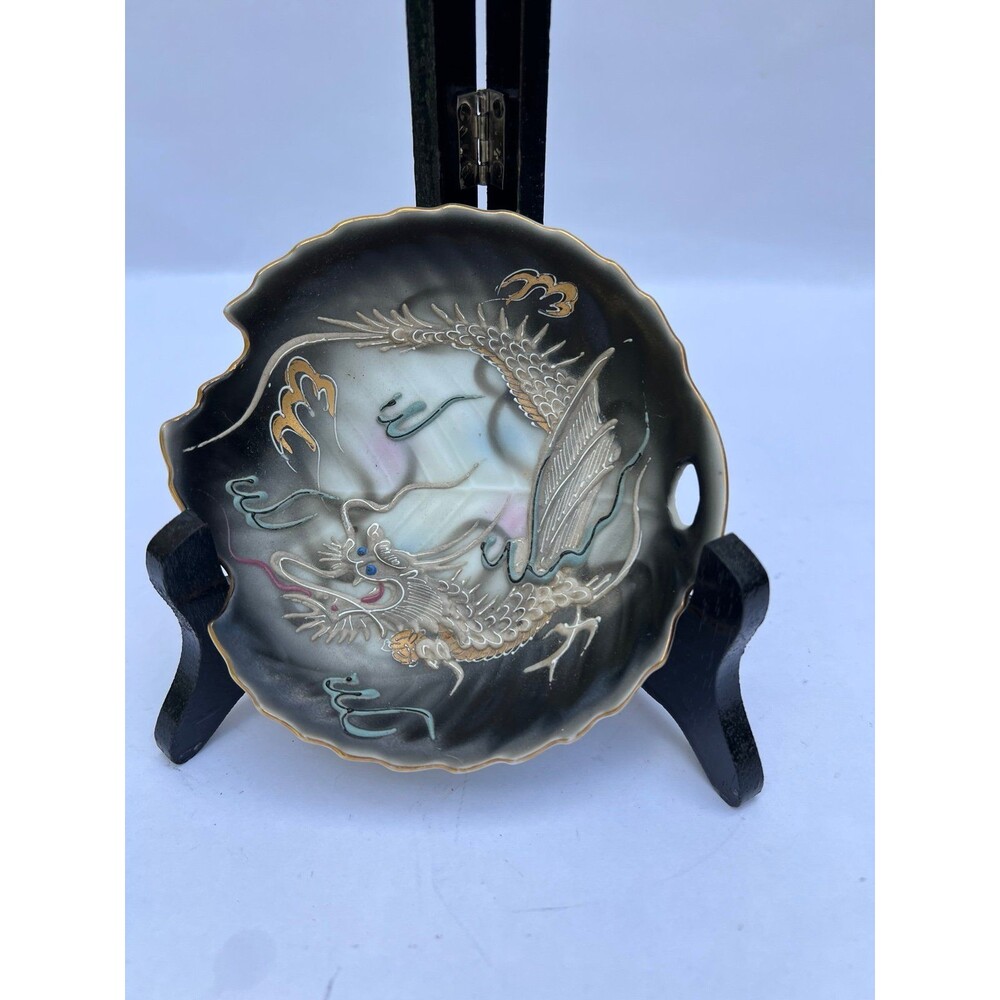 Vintage decorative dragon plate - Japan